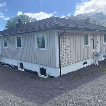 Big House In Amazing Napp, Lofoten Экстерьер фото
